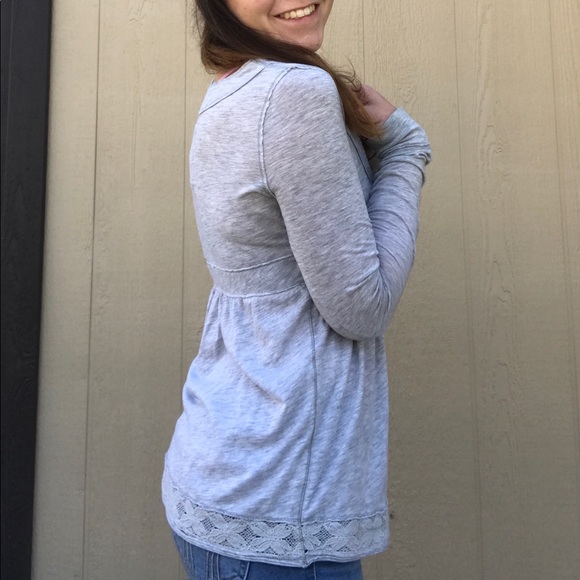 [Abercrombie & Fitch] Gray Deep Long Sleeve Top M - Picture 2 of 4